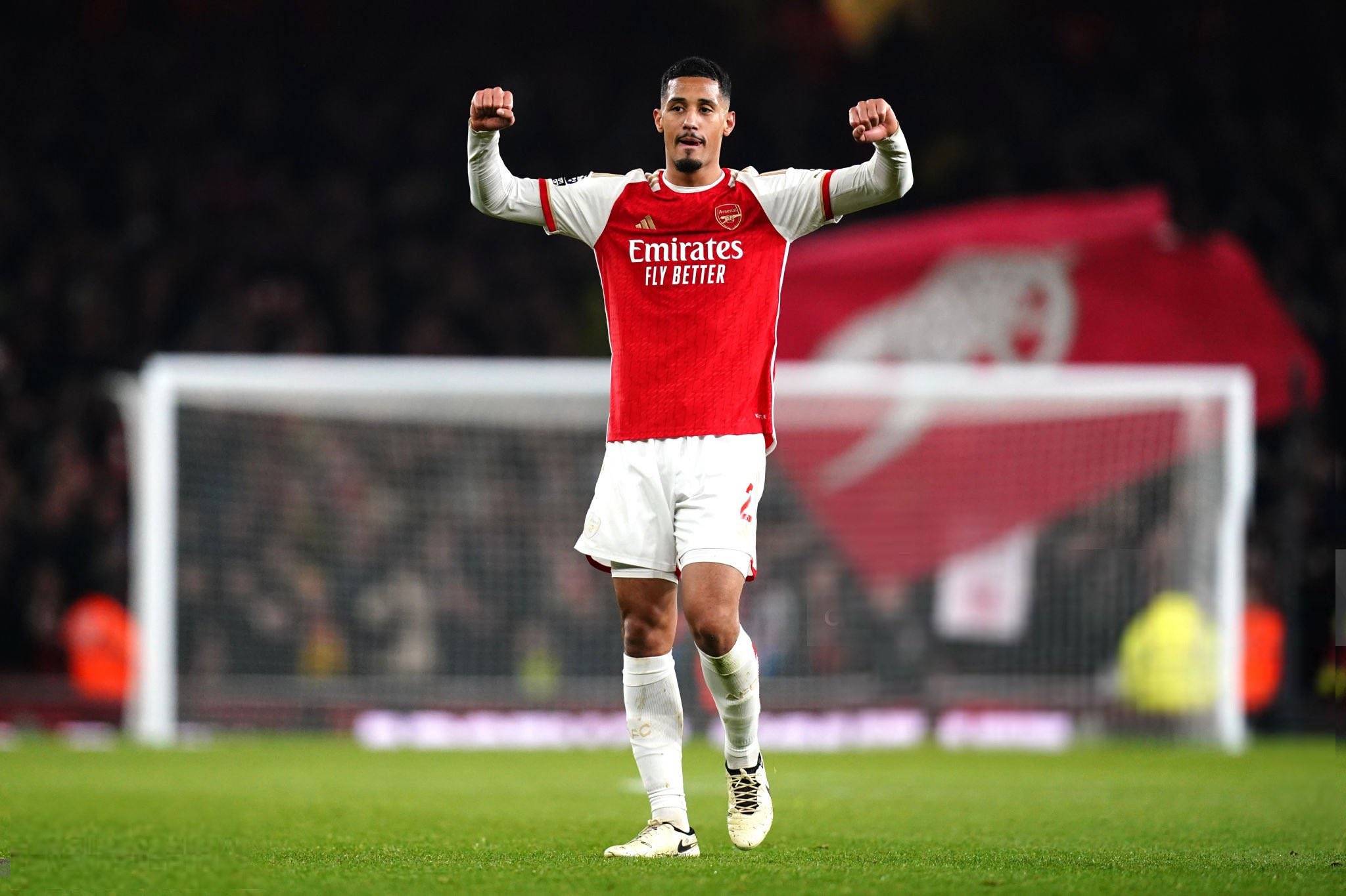 华体会中国官网关于莱万多夫斯基连续七场比赛得分超过爆冷,阿森纳不断突破!比赛高潮迭起的信息